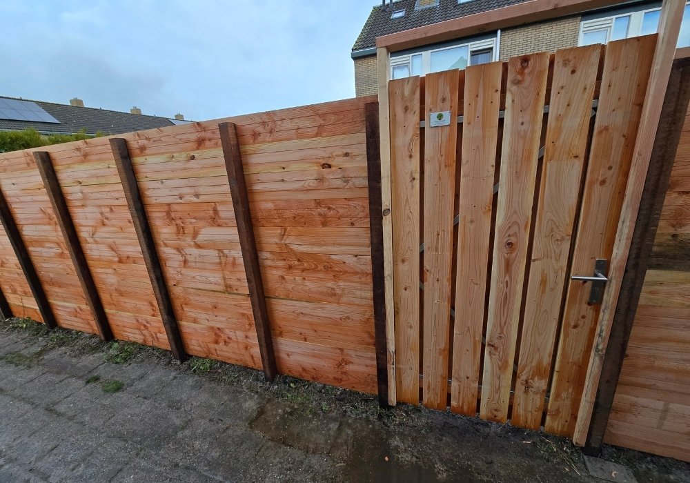 Houten schutting op maat tuin